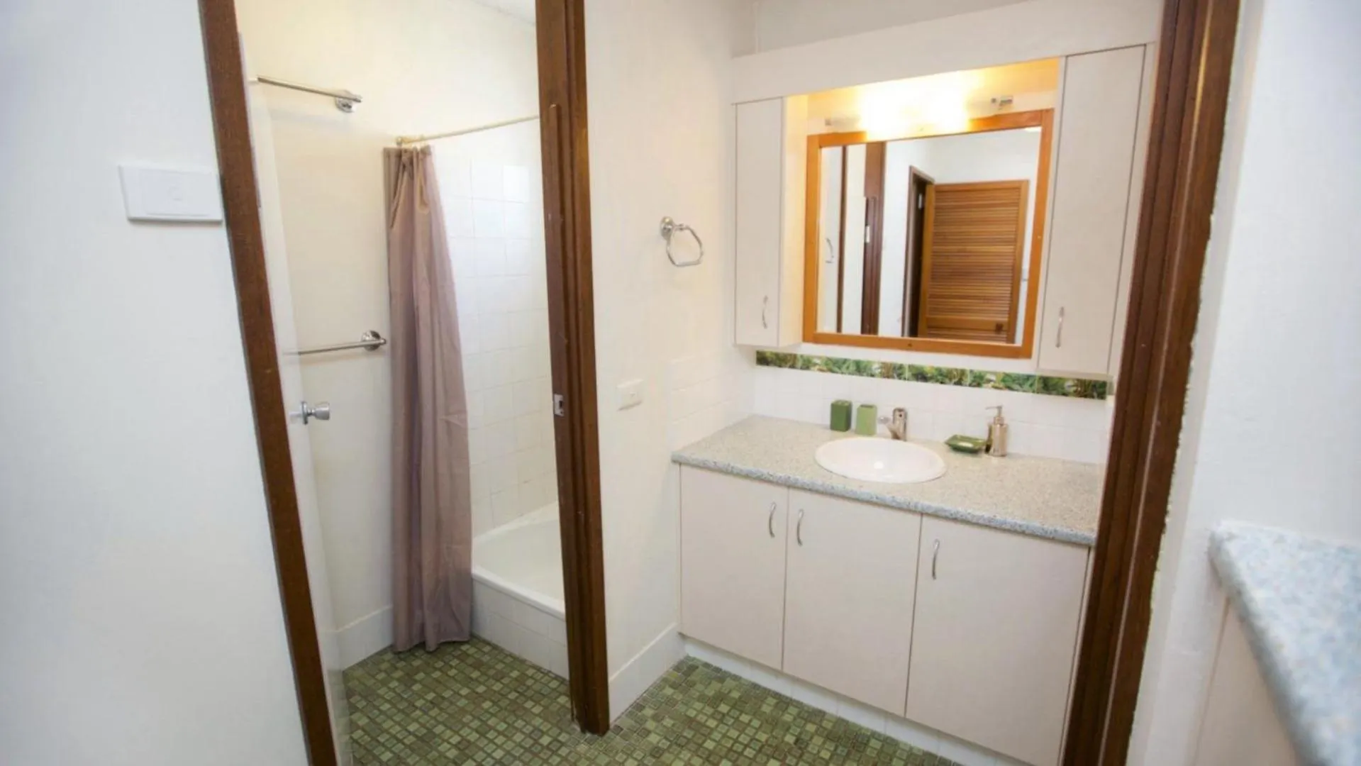 Ashwood Unit 7 Apartment Caloundra 0*,